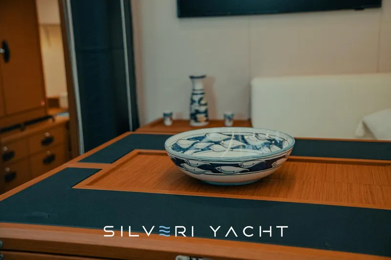  Yacht Photos Pics Jeanneau 65 usato - salone