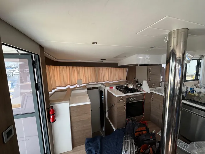 Aphrodite Yacht Photos Pics 