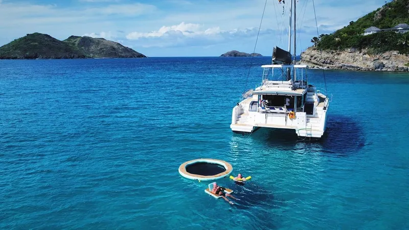 Aphrodite Yacht Photos Pics 