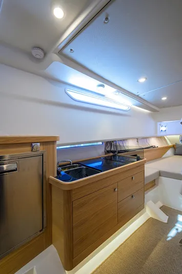 Sea Nn Me III Yacht Photos Pics 2024 Nimbus C-11 - cabin/kitchen