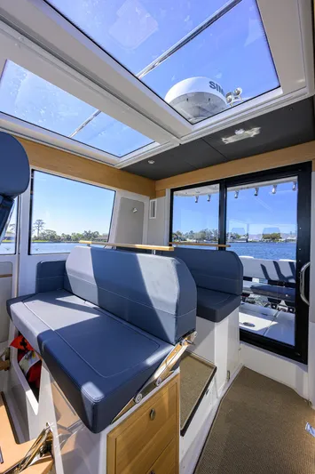 Sea Nn Me III Yacht Photos Pics 2024 Nimbus C-11 - Salon seating