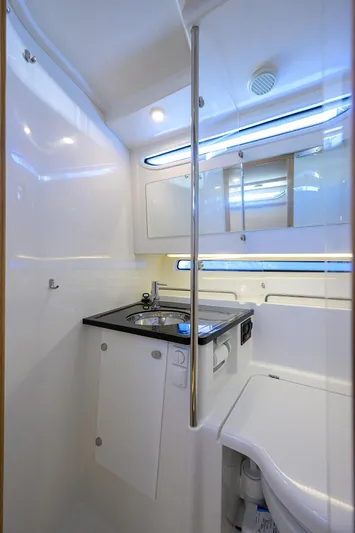 Sea Nn Me III Yacht Photos Pics 2024 Nimbus C-11 - head