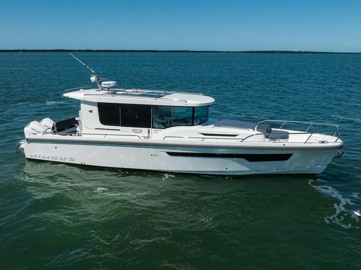 Sea Nn Me III Yacht Photos Pics 2024 Nimbus C-11 - Exterior profile on the water