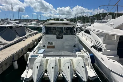 Boston Whaler 405 Conquest