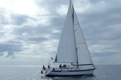 Hallberg-Rassy 43
