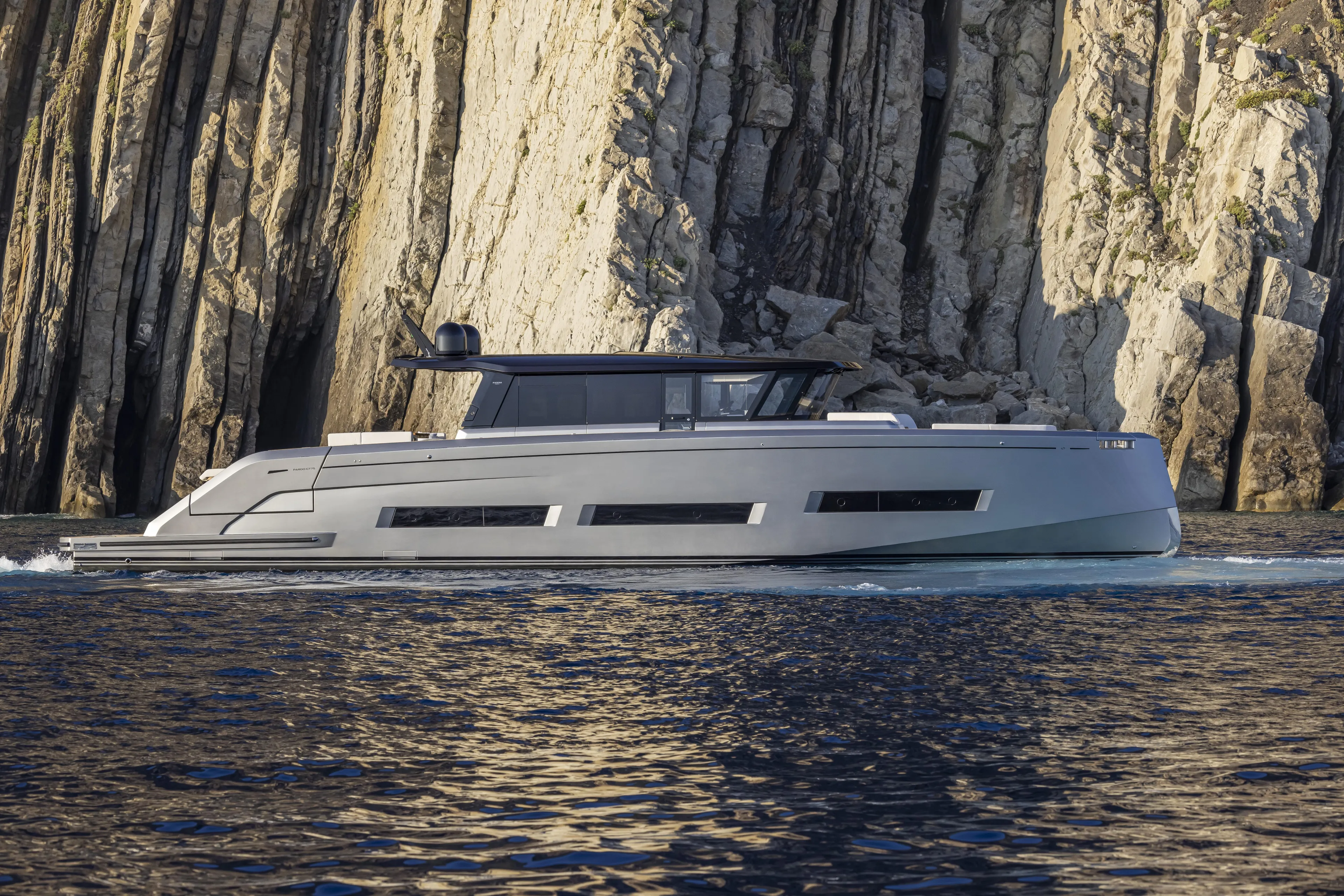 Pardo 75 Gt Yacht Photos Pics PARDO 75GT: SUPERYACHT