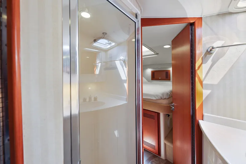 Legacy Yacht Photos Pics 