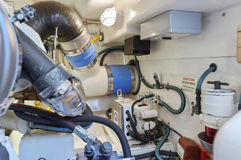 Legacy Yacht Photos Pics 