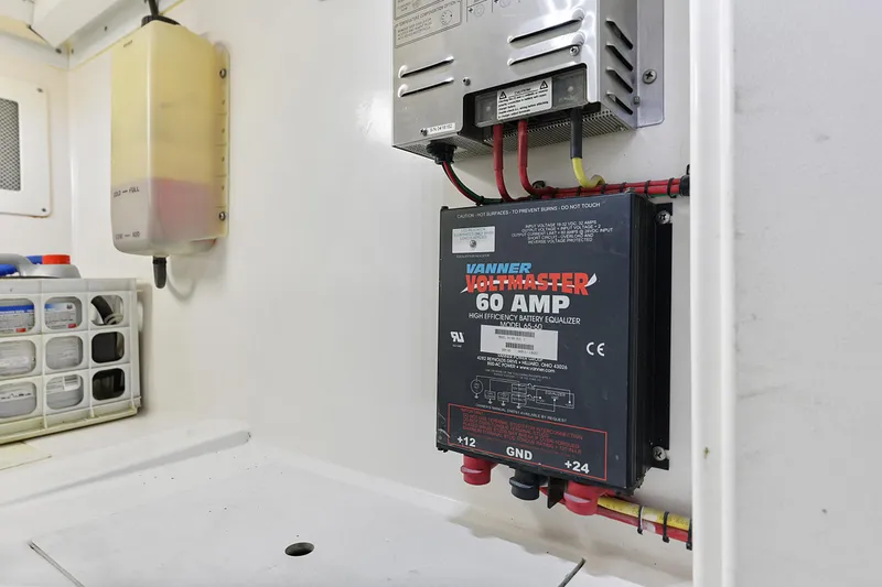 Legacy Yacht Photos Pics 