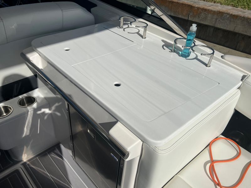 2022 Regal 29 OBX
