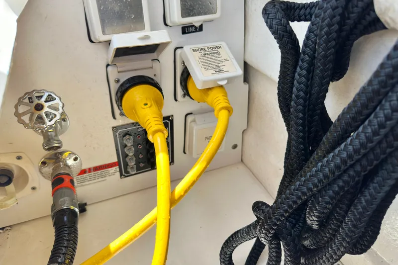 Lonie Marie Yacht Photos Pics 