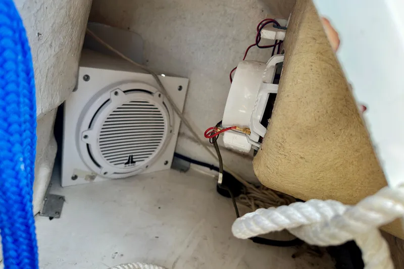 Lonie Marie Yacht Photos Pics Speaker and wiring inside a 2008 Sea Ray 340 Sundancer boat compartment.