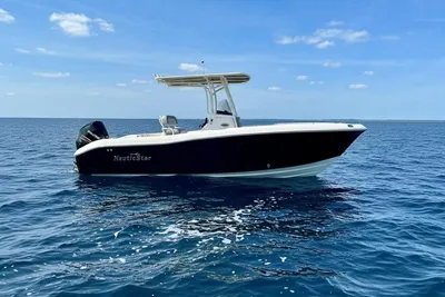 2024 NauticStar 222 Offshore