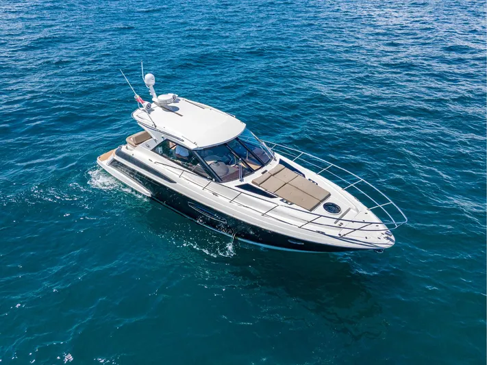 Crescendo II Yacht Photos Pics 