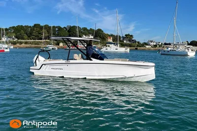 2025 Axopar 22 T-Top