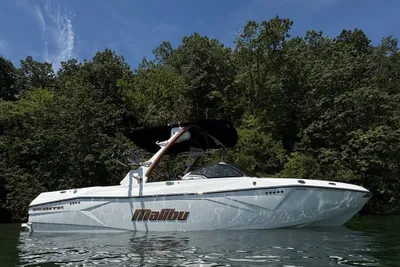 Malibu Wakesetter 23 LSV