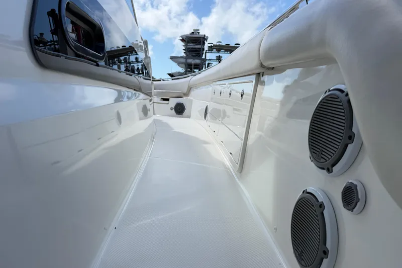  Yacht Photos Pics 2017 Boston Whaler 420 Outrage boat deck with speakers and sleek design.