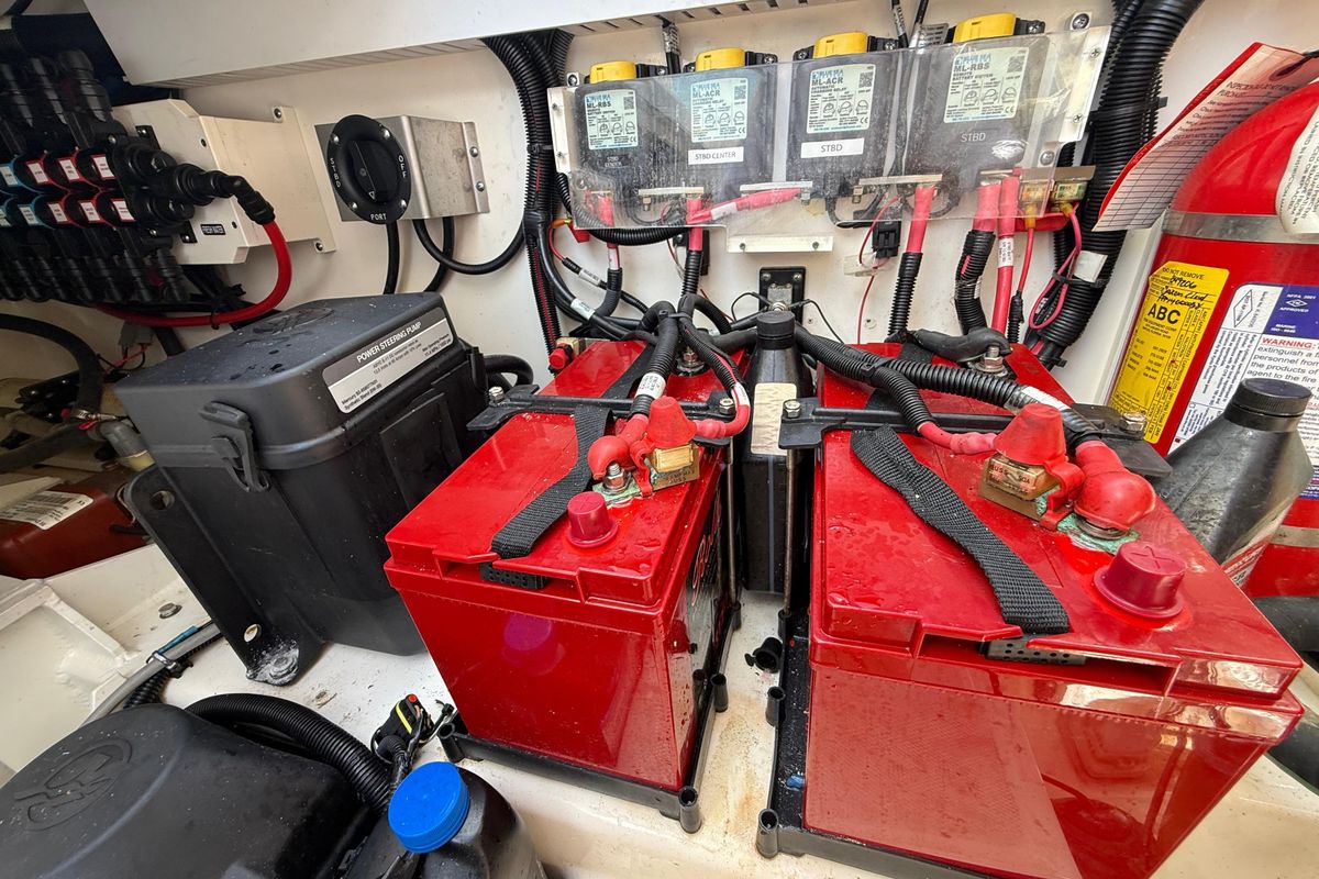 2017 Boston Whaler 42 