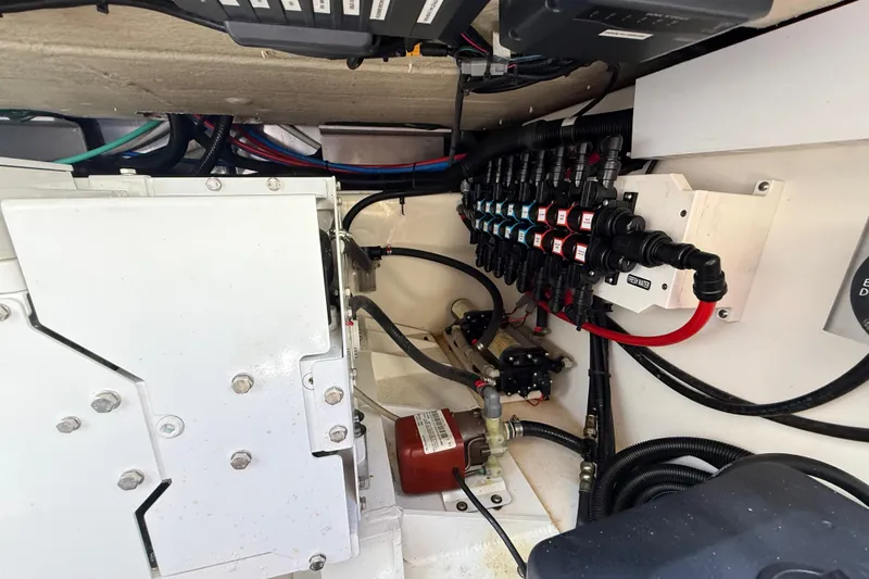  Yacht Photos Pics 2017 Boston Whaler 420 Outrage engine compartment with wiring and components.