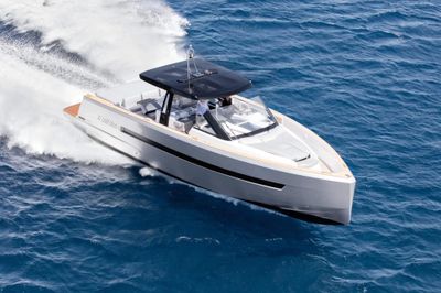 Yacht