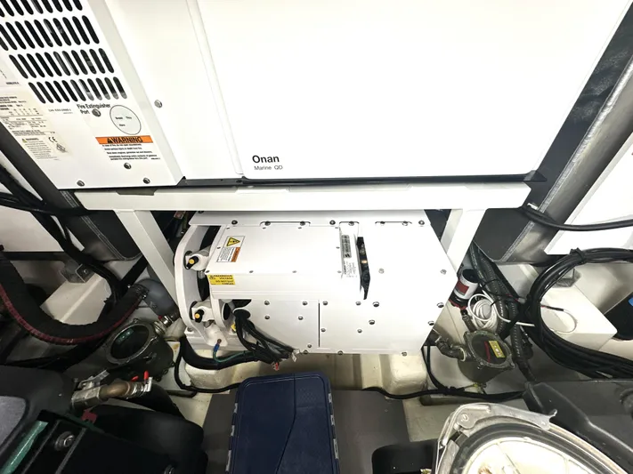  Yacht Photos Pics 2022 Prestige Yachts 460 Fly