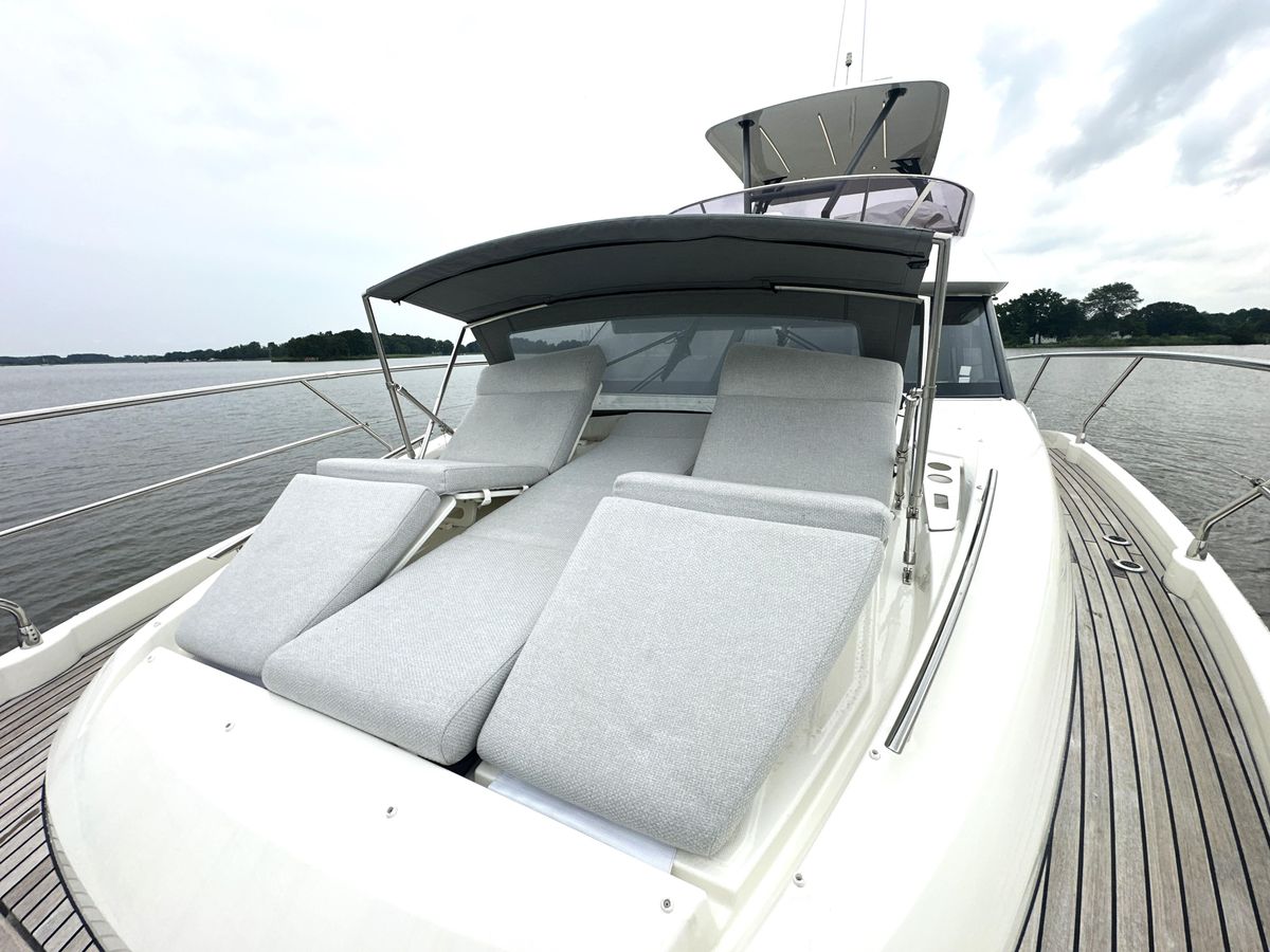 2022 Prestige 46 
