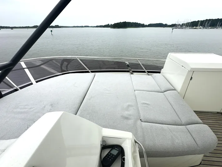  Yacht Photos Pics 2022 Prestige Yachts 460 Fly