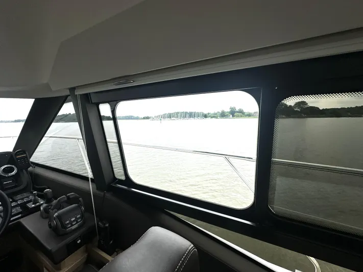  Yacht Photos Pics 2022 Prestige Yachts 460 Fly