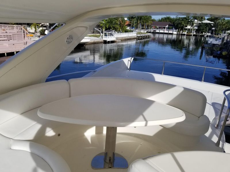 2005 Azimut 55E