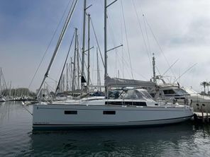 2022 Beneteau Oceanis 38.1