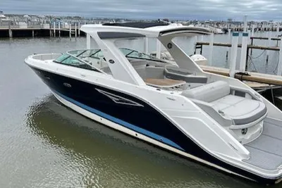Sea Ray SLX 310