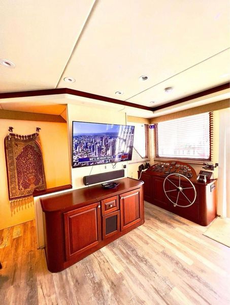 2011 Skipperliner Houseboat