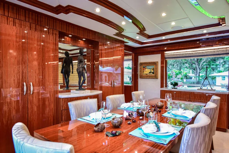 Renaissance Yacht Photos Pics 