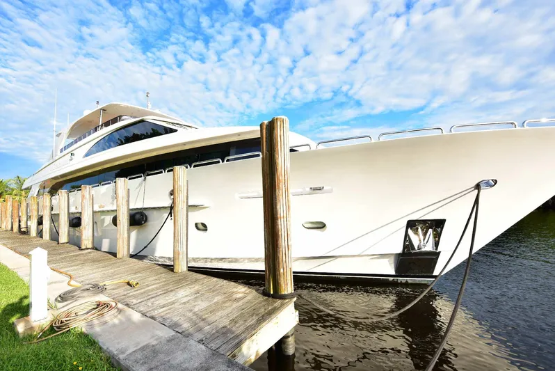 Renaissance Yacht Photos Pics 