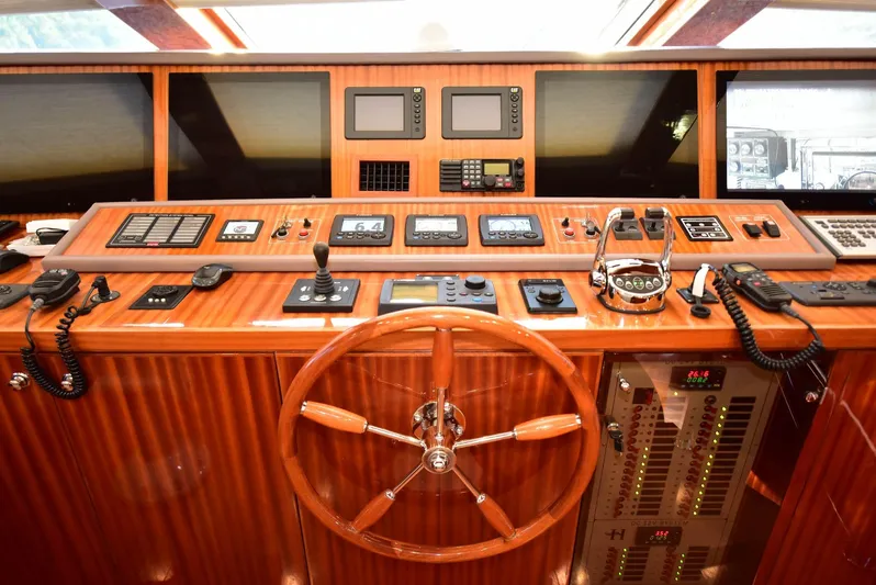 Renaissance Yacht Photos Pics 