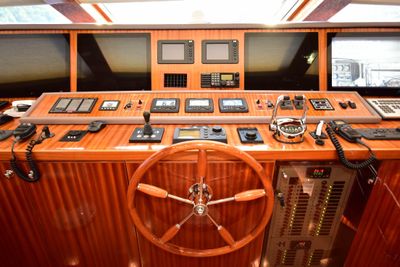 Yacht