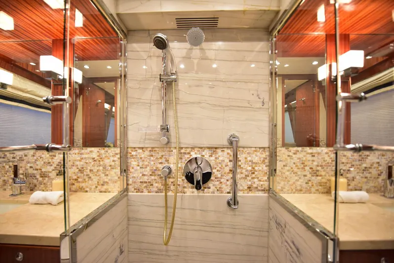 Renaissance Yacht Photos Pics 