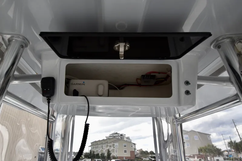  Yacht Photos Pics Garmin device in a 2023 Pair Customs 24 Deep V boat.