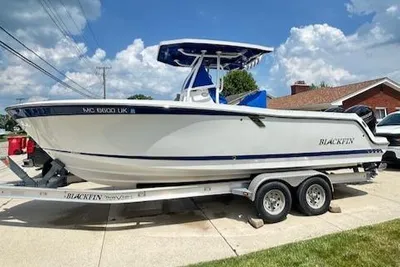 Blackfin 242 CC