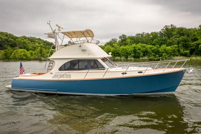 Yacht