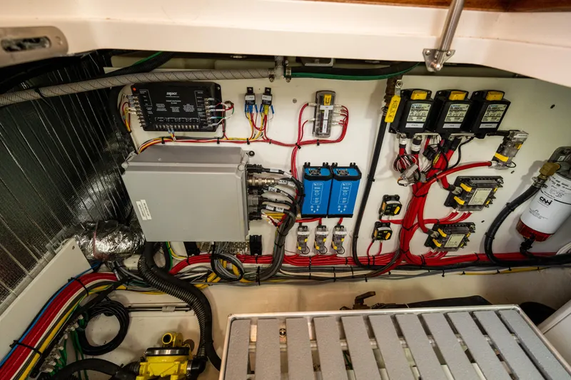 100% Yacht Photos Pics 