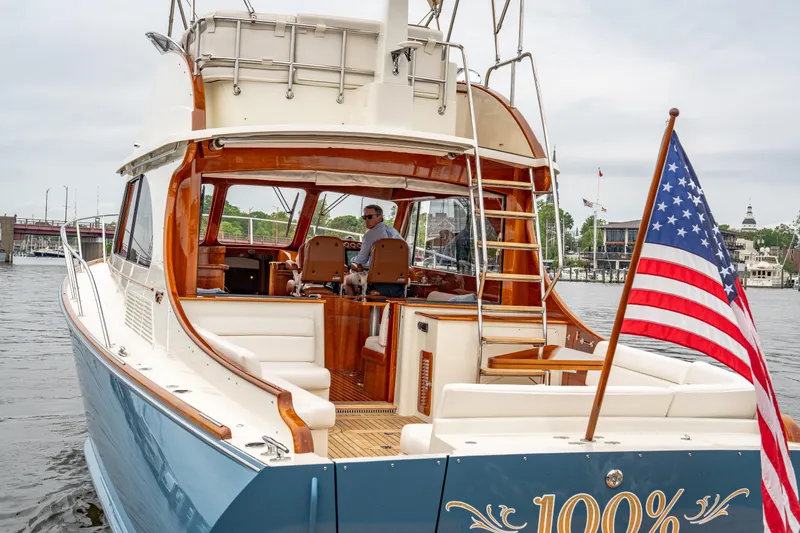 100% Yacht Photos Pics 