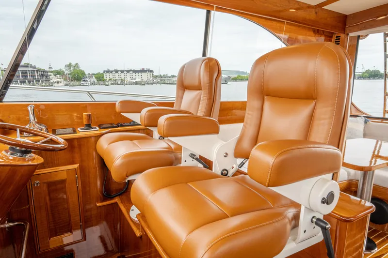 100% Yacht Photos Pics 