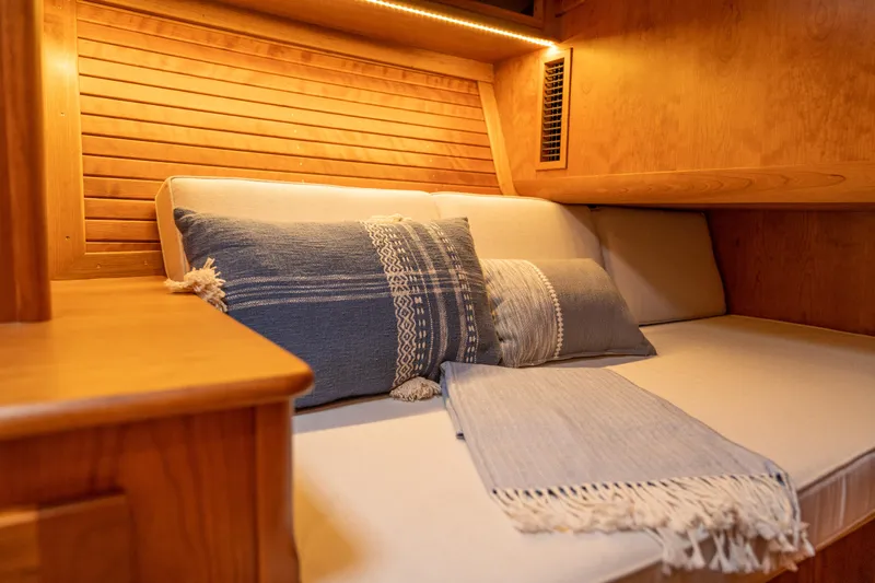 100% Yacht Photos Pics 