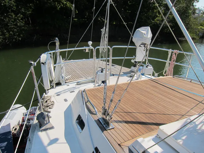 Dragon Dance Yacht Photos Pics Aft deck - view aft