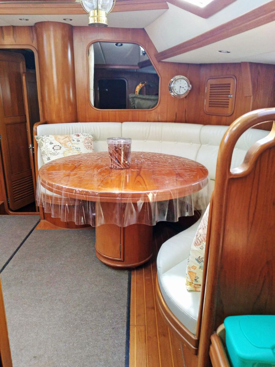 2001 Tayana 55 