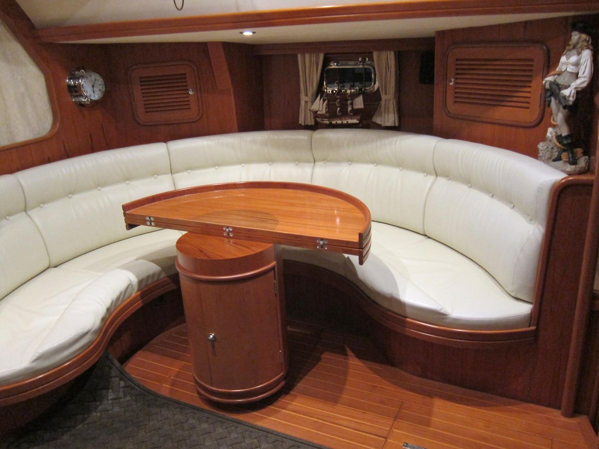 2001 Tayana 55 