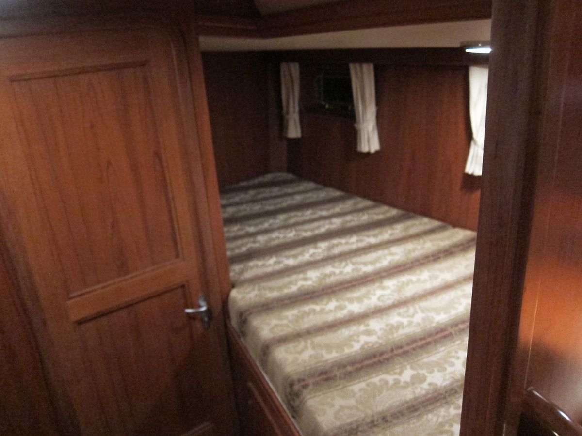 2001 Tayana 55 