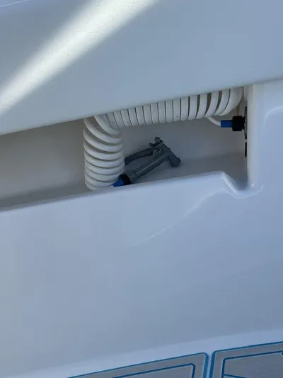 Your New Invincible Yacht Photos Pics 