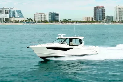 Boston Whaler 405 Conquest